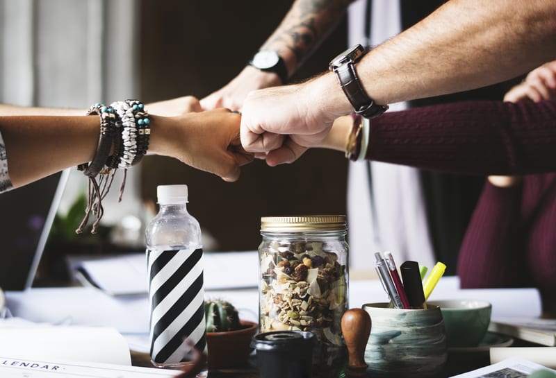 How to juggle multiple clients ?