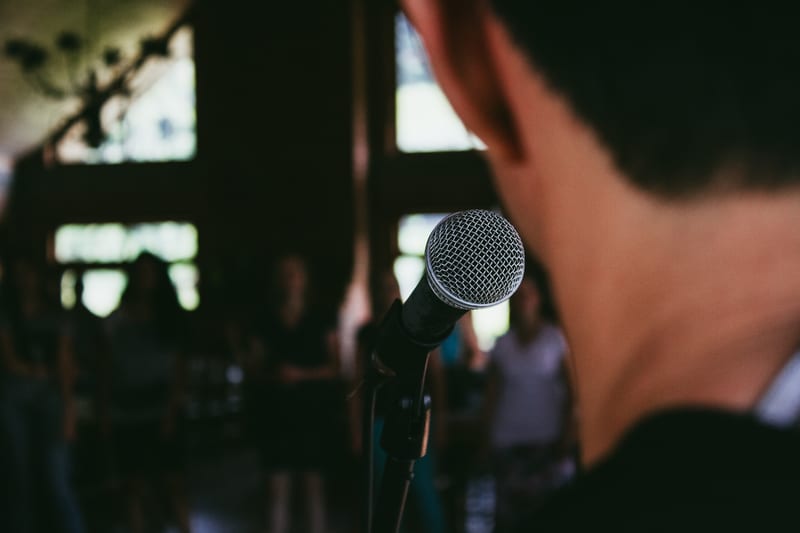 land more speaking engagements